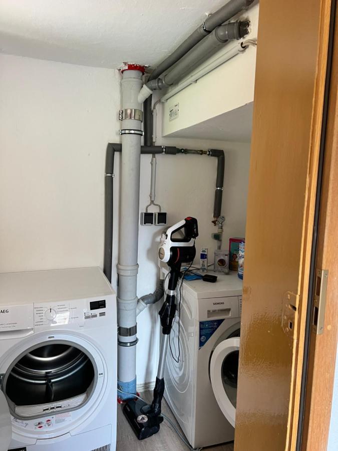 Sehr Schoene Wohnung,Komplett Neu Eingerichtet Limabach - Oberfrohna Exteriör bild