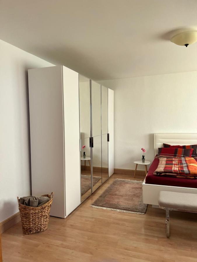 Sehr Schoene Wohnung,Komplett Neu Eingerichtet Limabach - Oberfrohna Exteriör bild