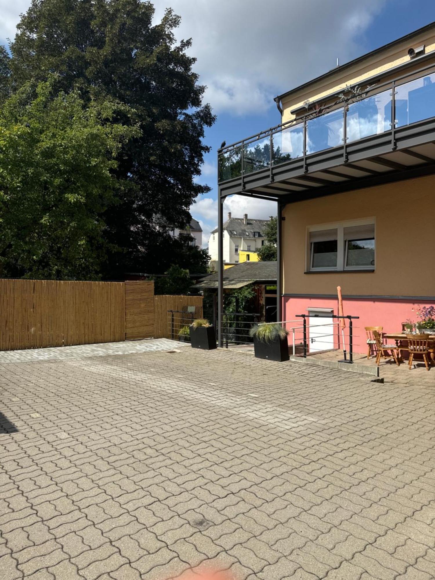 Sehr Schoene Wohnung,Komplett Neu Eingerichtet Limabach - Oberfrohna Exteriör bild